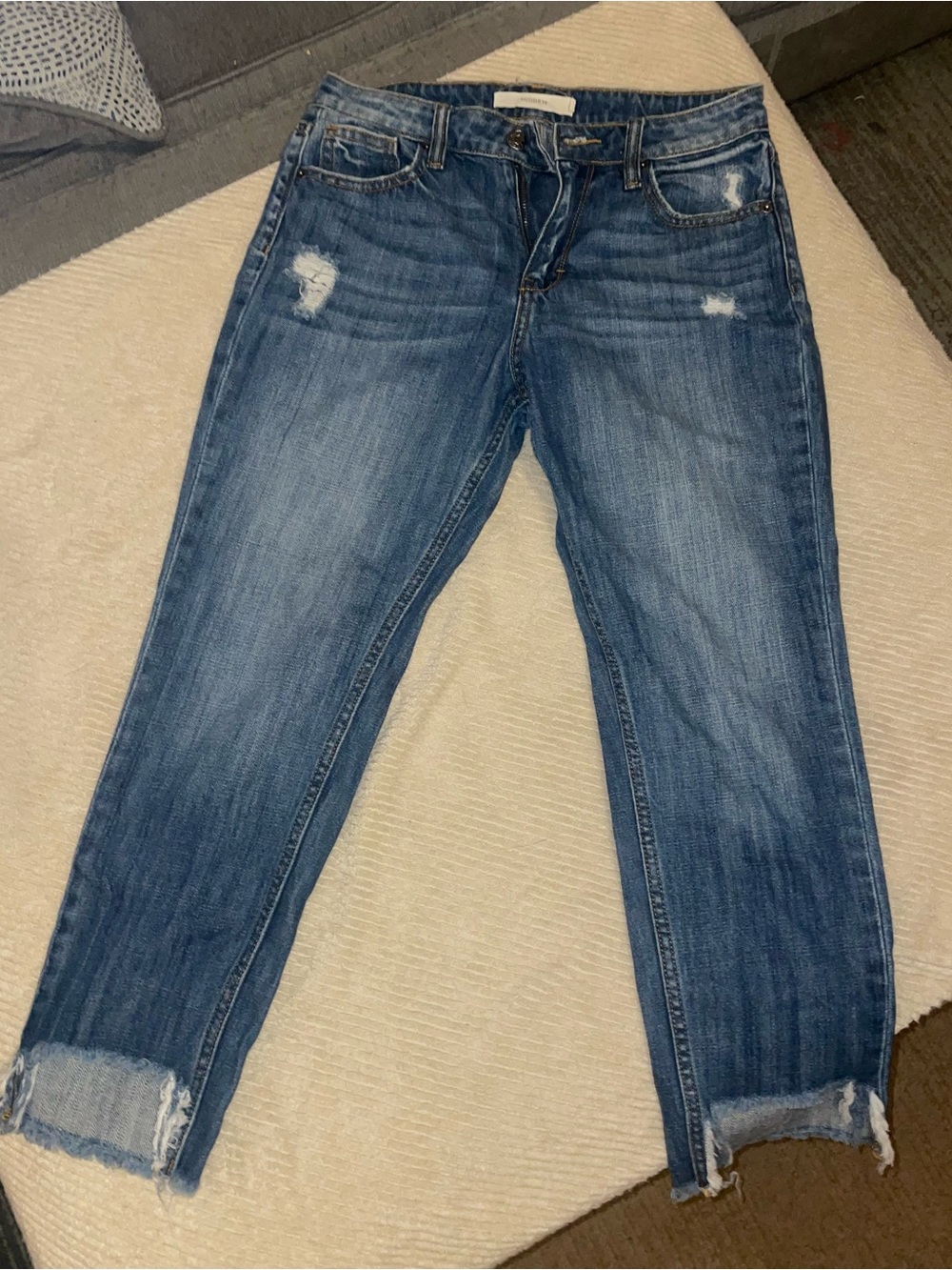 Hidden Jeans Distressed Slim Women's Step Hem Jeans, size 26